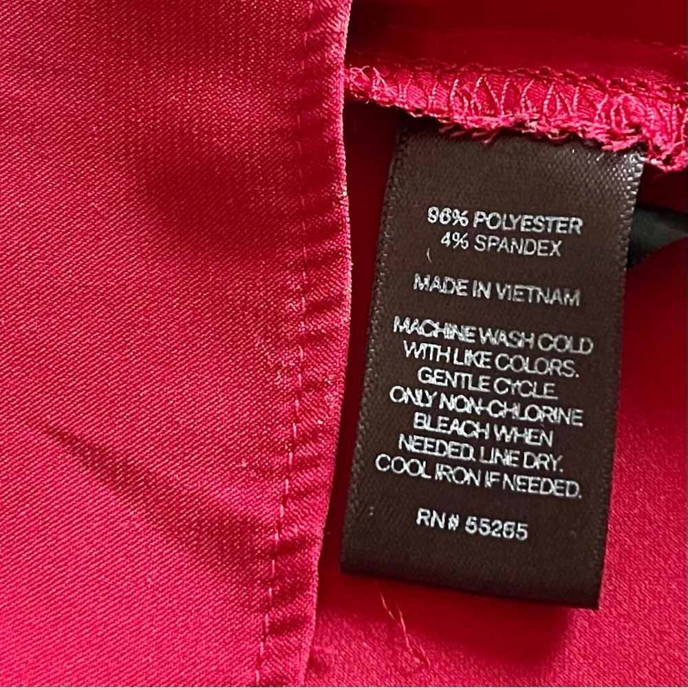 Express Vibrant Cranberry Red V-Neck with Gold Zipper Blouse Sz S - Picture 7 of 7